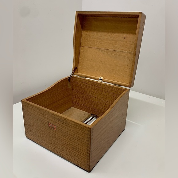 Early 20th Century Antique Weis Hinge Lidded Dovetail Jointed Oak File Box - Picture 11 of 16